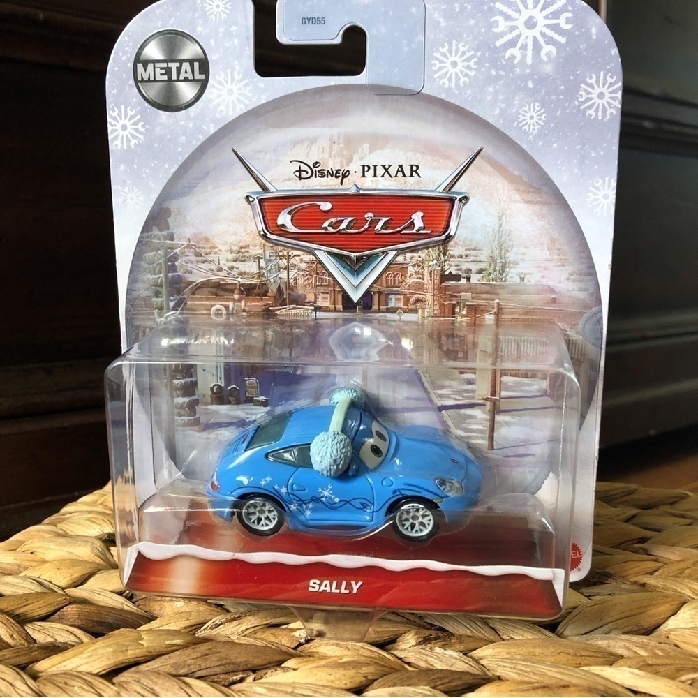 Disney Pixar: Cars: Holiday Metal cast Sally
